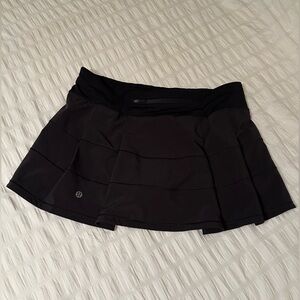 Lululemon athletic skort in size 8!